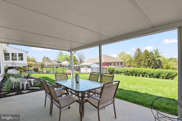 22 NORTHVIEW DR, Hanover, PA 17331