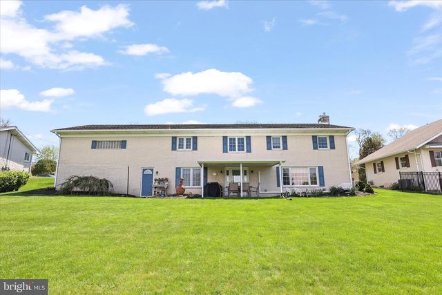 22 NORTHVIEW DR, Hanover, PA 17331