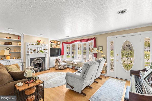 22 NORTHVIEW DR, Hanover, PA 17331