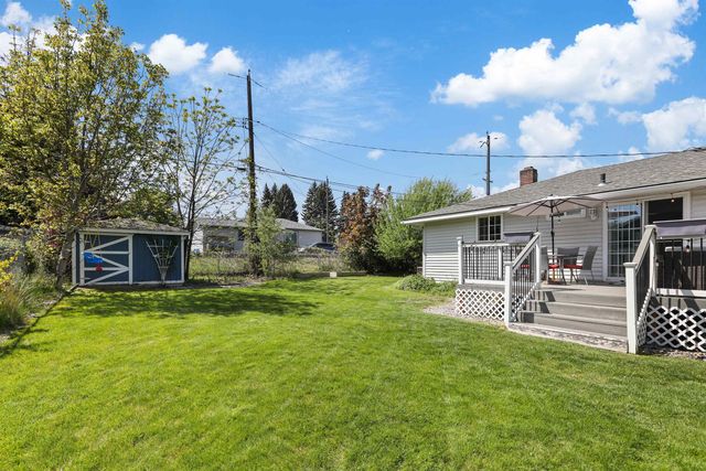 1007 S Bowdish Rd, Spokane Valley, WA 99206