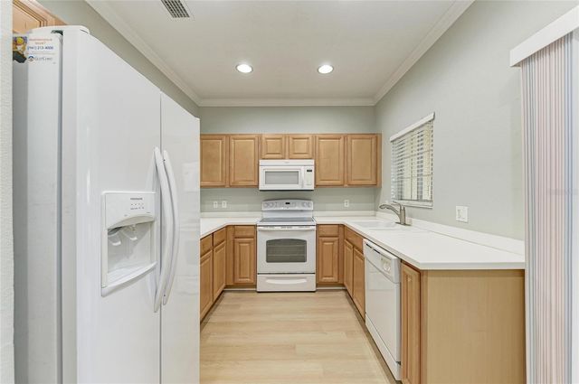 233 CAPE HARBOUR LOOP 103, Bradenton, FL 34212