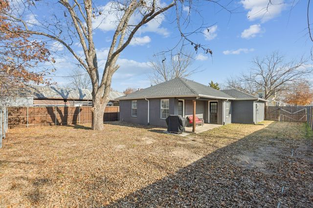 1301 Florence Street, Mckinney, TX 75069