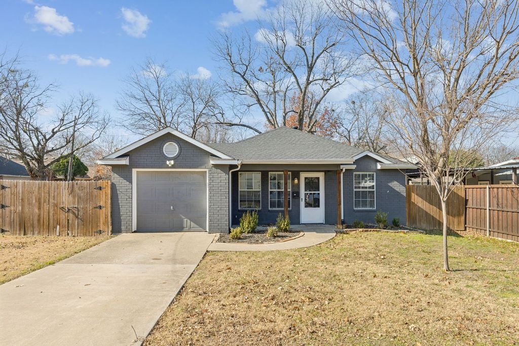 1301 Florence Street, Mckinney, TX 75069