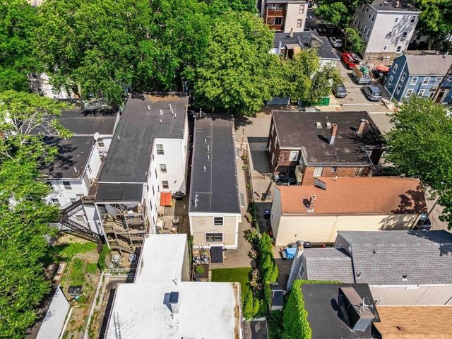 11 8th 2, Cambridge, MA 02141