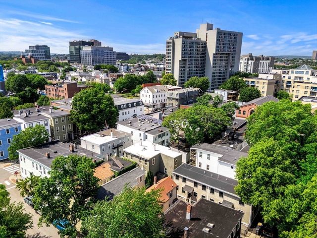 11 8th 2, Cambridge, MA 02141
