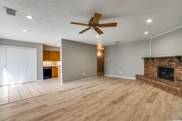 614 Wandering Way Drive, Allen, TX 75002