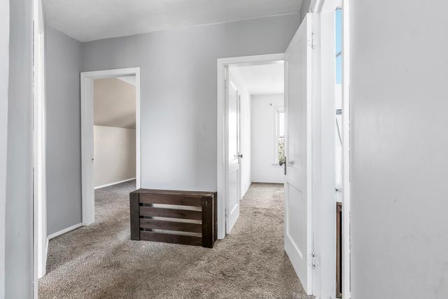 157 Cilley Road, Manchester, NH 03103