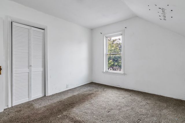 157 Cilley Road, Manchester, NH 03103