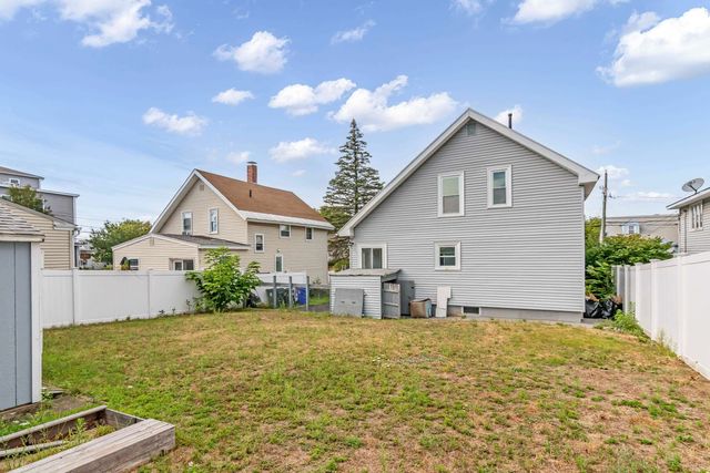 157 Cilley Road, Manchester, NH 03103