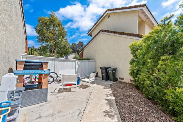 1 Hummingbird Lane, Aliso Viejo, CA 92656
