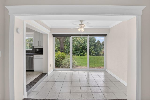 17276 Boca Club Boulevard, Boca Raton, FL 33487