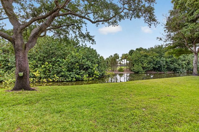 17276 Boca Club Boulevard, Boca Raton, FL 33487