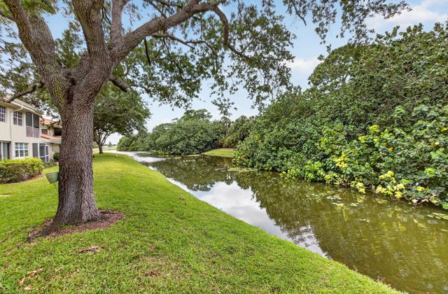 17276 Boca Club Boulevard, Boca Raton, FL 33487