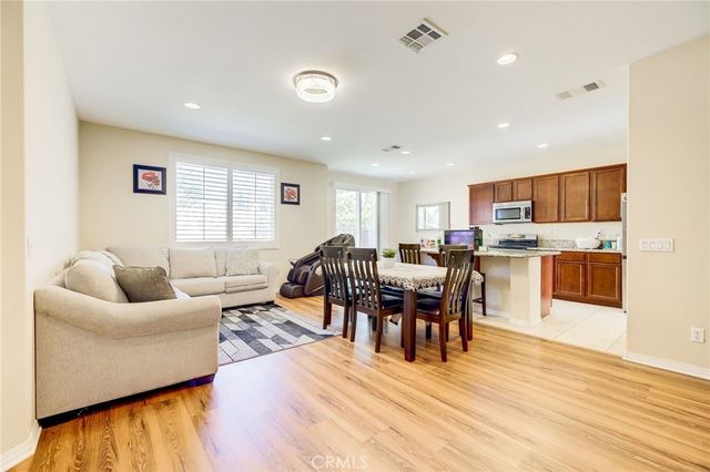 657 Garden Avenue, Pomona, CA 91767