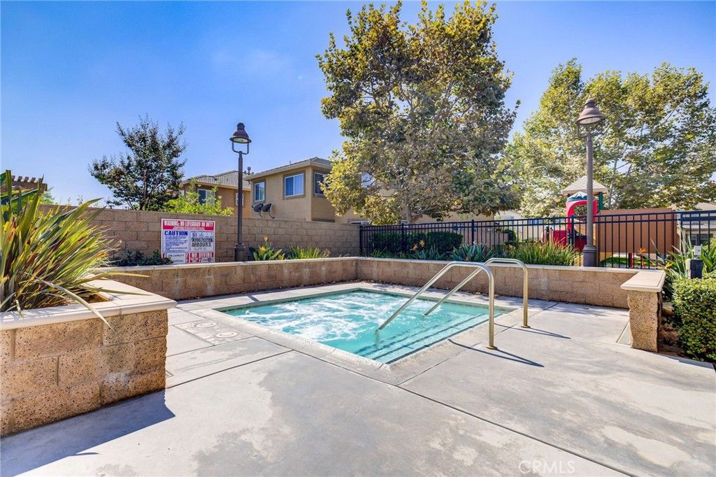 Image 9 of property listing at 657 Garden Avenue, Pomona, CA 91767