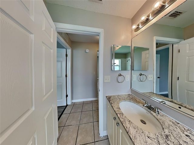 9515 27TH AVENUE E, Palmetto, FL 34221