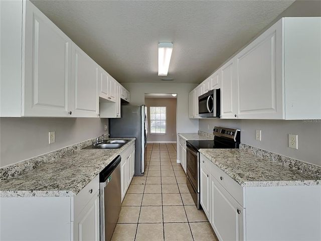 9515 27TH AVENUE E, Palmetto, FL 34221
