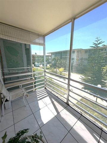 17000 NE 14th Ave 206, Miami, FL 33162