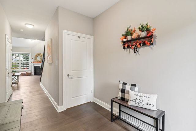 11138 ALPINE Lane, Orland Park, IL 60467