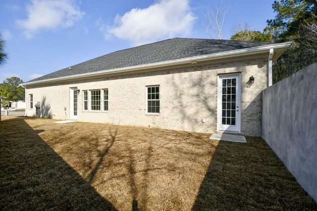 329 Waterfall Circle, Little River, SC 29566
