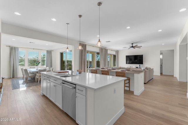 4622 S FERRIC --, Mesa, AZ 85212