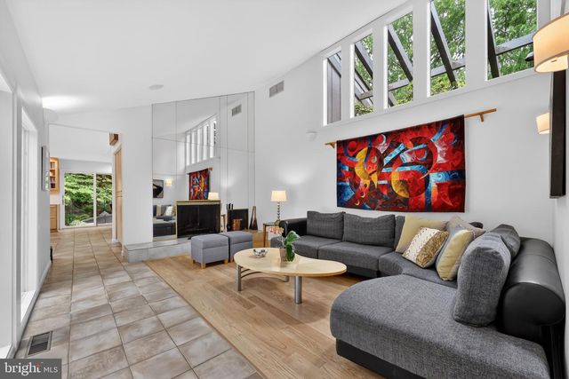 458 BROWNING LN, Cherry Hill, NJ 08003