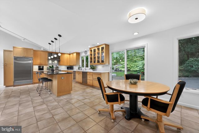458 BROWNING LN, Cherry Hill, NJ 08003