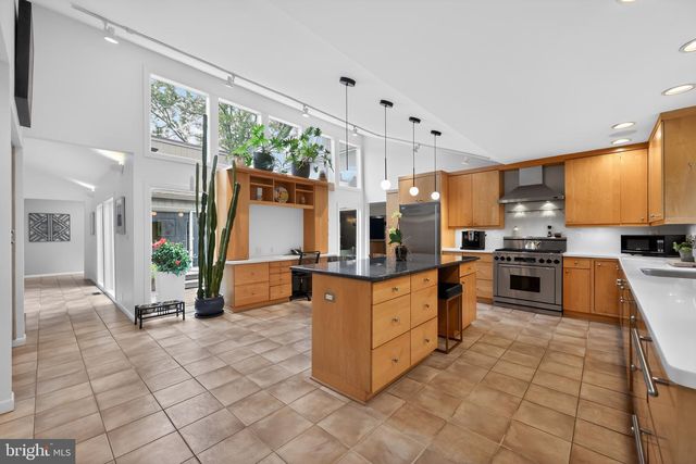 458 BROWNING LN, Cherry Hill, NJ 08003