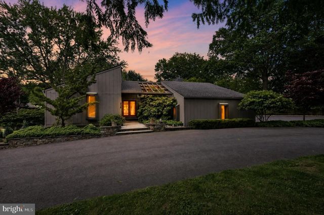 458 BROWNING LN, Cherry Hill, NJ 08003