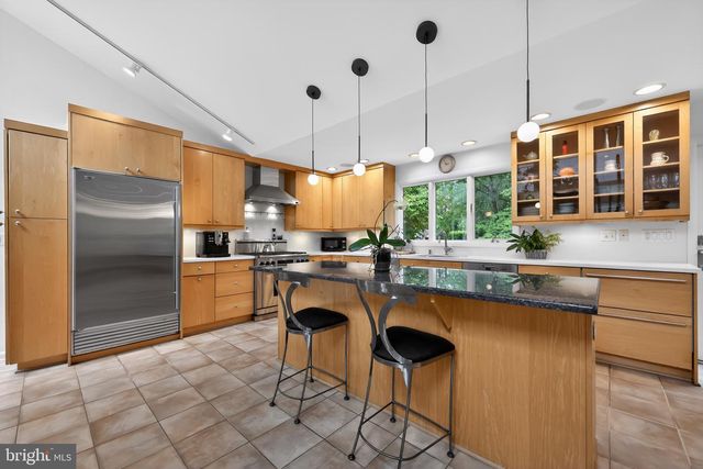 458 BROWNING LN, Cherry Hill, NJ 08003