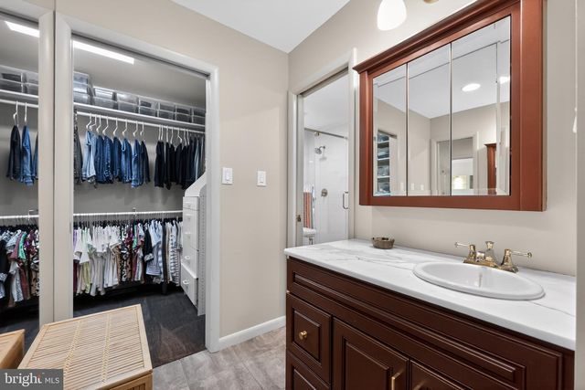 458 BROWNING LN, Cherry Hill, NJ 08003