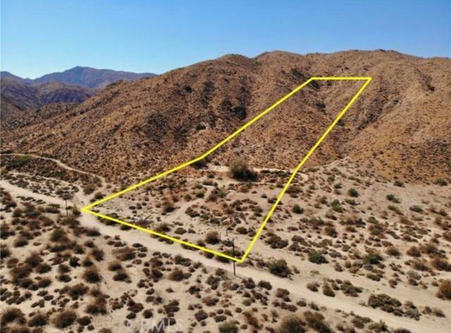 52073 Canyon Rd Road, Morongo Valley, CA 92256