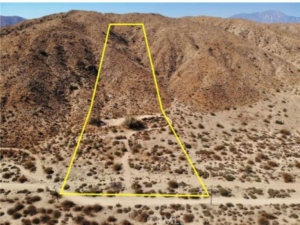 52073 Canyon Rd Road, Morongo Valley, CA 92256