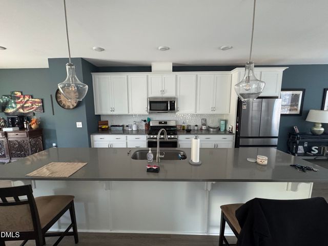 2011 Becca Court, Apex, NC 27502