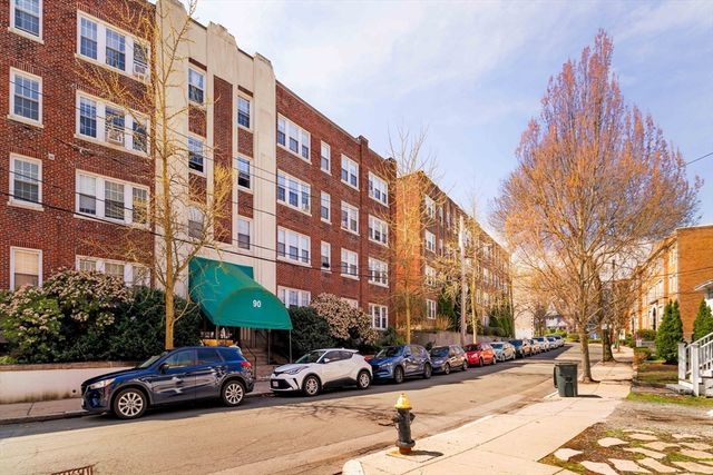 90 Kilsyth Road 31, Boston, MA 02135