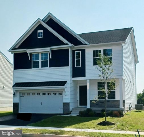 145 WINDING RD, Forks Township, PA 18040