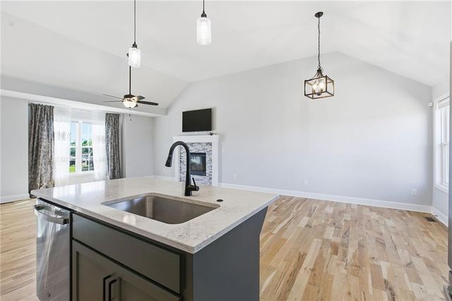 12301 S Burr Oak Circle, Peculiar, MO 64078