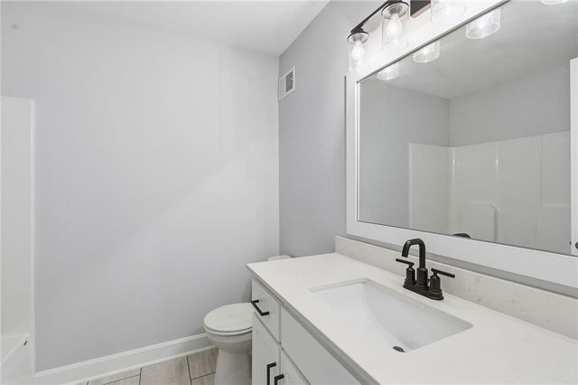 12301 S Burr Oak Circle, Peculiar, MO 64078
