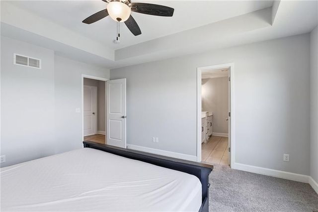 12301 S Burr Oak Circle, Peculiar, MO 64078