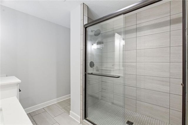 12301 S Burr Oak Circle, Peculiar, MO 64078