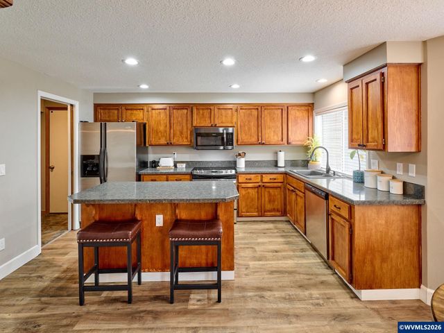 31070 SW Willamette Wy, Wilsonville, OR 97070