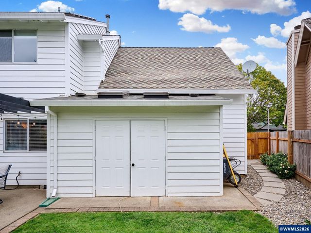 31070 SW Willamette Wy, Wilsonville, OR 97070