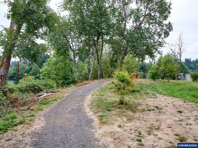 31070 SW Willamette Wy, Wilsonville, OR 97070