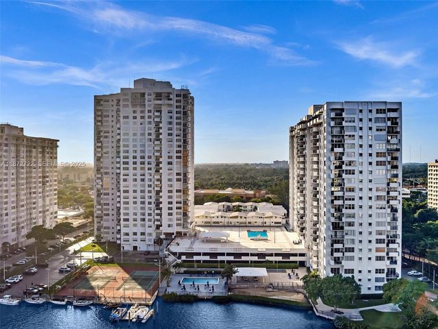 2780 NE 183rd Street 302, Aventura, FL 33160