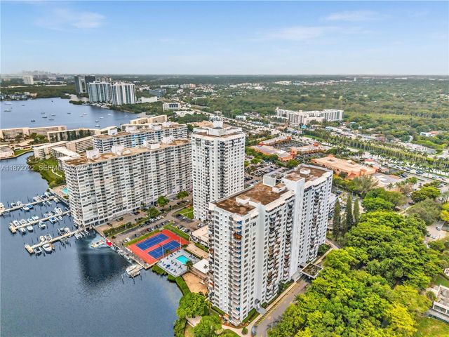 2780 NE 183rd Street 302, Aventura, FL 33160