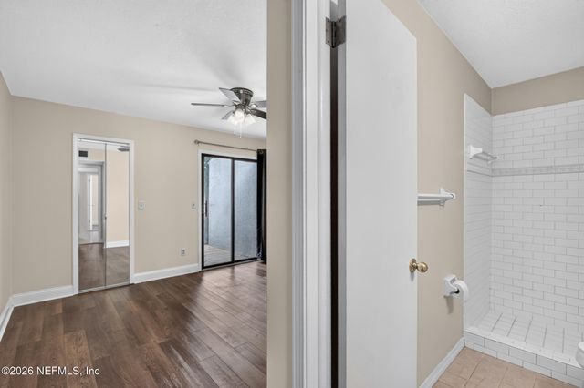 3313 W DONZI Way, Jacksonville, FL 32223