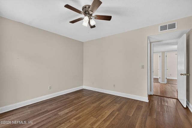 3313 W DONZI Way, Jacksonville, FL 32223