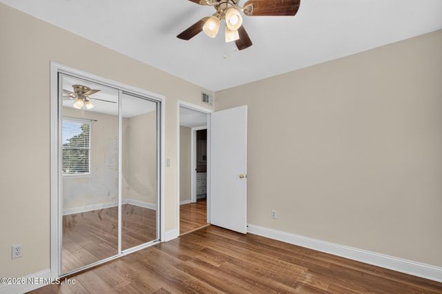 3313 W DONZI Way, Jacksonville, FL 32223