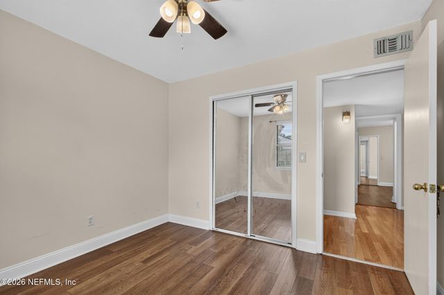 3313 W DONZI Way, Jacksonville, FL 32223