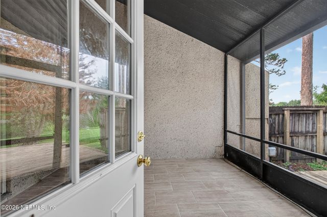 3313 W DONZI Way, Jacksonville, FL 32223